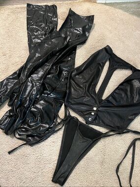4 piece Shiny Black Faux Leather Lingerie Set - Top, bottoms, Gloves & stockings
